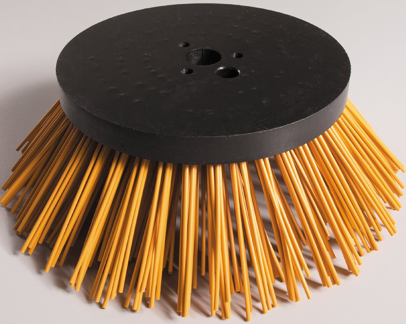 AS_G07352038_20191211_c476b818-3526-4c47-9277-525f3e8361ca.jpg AS-Motor Tellerbürste Nylon G07352038 – Bild 1