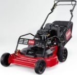 Toro Benzin-Rasenmäher mit Radantrieb TurfMaster HDX – Bild 2